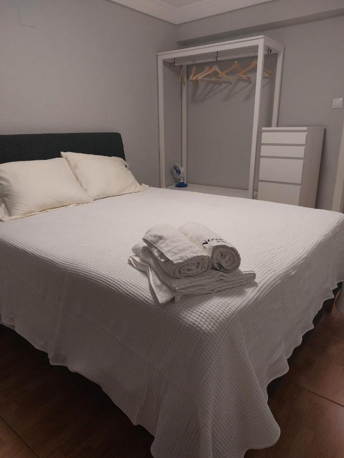 Apartamento Zaragoza Plaza Europa المظهر الخارجي الصورة
