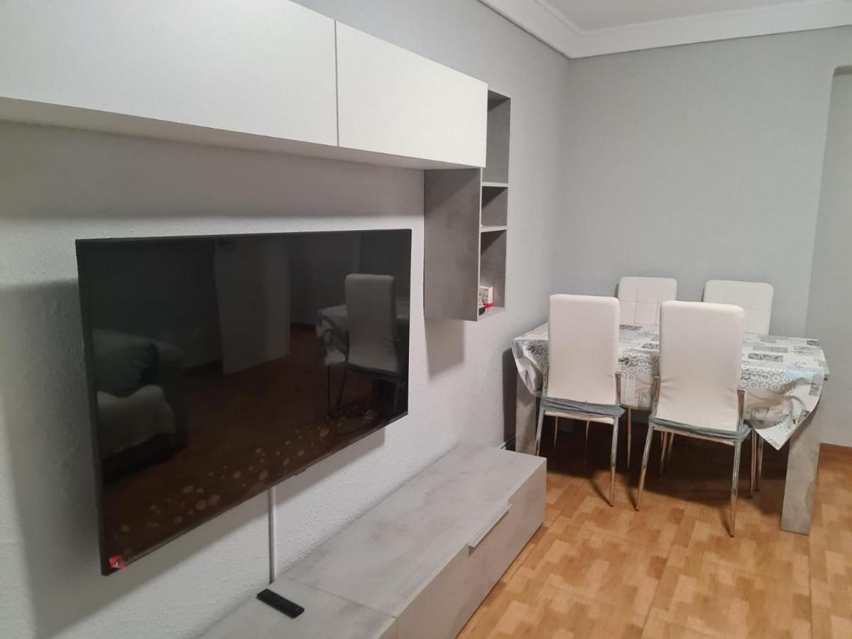 Apartamento Zaragoza Plaza Europa المظهر الخارجي الصورة